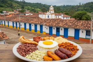 ¿En qué pueblo de Cundinamarca se encuentra la mejor bandeja paisa?