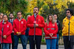 Galán en rueda de prensa