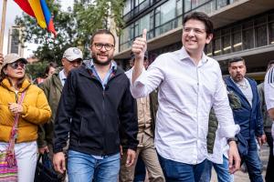 Concejal Andrés Barrios relató cómo vivió el atentado contra Miguel Uribe en Fontibón