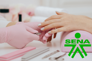 SENA abre curso de uñas: el arte que hoy da mucho billete