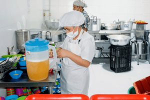 Bogotá busca aliados para operar comedores comunitarios en 2025