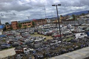 Chatarrización de vehículos abandonados en patios
