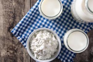 Receta de kéfir de leche: una bebida cremosa, poderosa y muy saludable