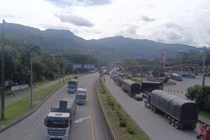 Paro arrocero en la vía al Llano