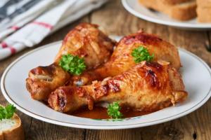 Receta fácil de sudado de pollo: conquiste a la suegra con este plato