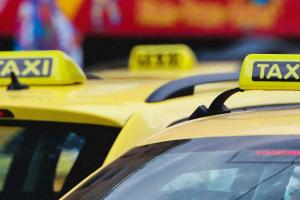 Taxistas lanzan aplicación móvil