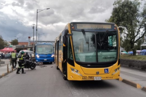 Secretaría de Movilidad reportó el siniestro y ya hay desvíos por la Av. Ciudad de Cali