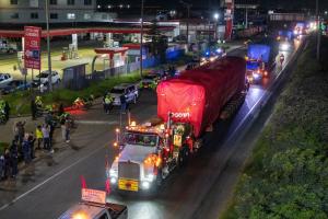 Convoy que acompañó el recorrido del Metro de Bogotá