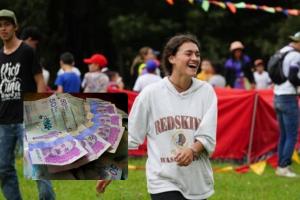 Distrito suelta más plata a los jóvenes salario mínimo y $400 mil extra