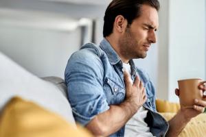 Infartos en adultos: estudio revela causas inesperadas y poco diagnosticadas