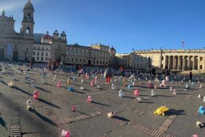 IDIPRON se tomó la Plaza de Bolívar: una luz de esperanza para los pelados