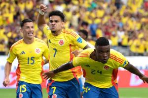 Jugadores de la Selección Colombia en el Metropolitano