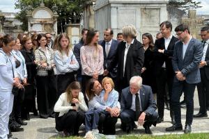 María Claudia Tarazona, Miguel Uribe Londoño y su familia recordaron al asesinado senador Miguel Uribe Turbay 