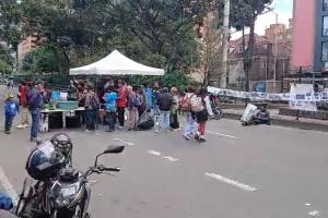 Bloqueo en calle 72 frente a la Pedagógica