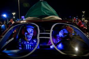 ¿Disfrazar el carro o la moto en Halloween da multa Movilidad responde
