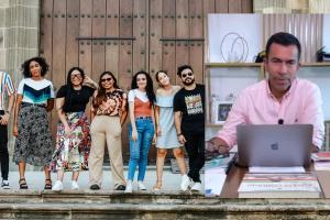 Gobernador mandó a dormir la IA le ganó con proyecto para jóvenes