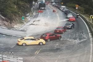 Trancones en la vía al Llano