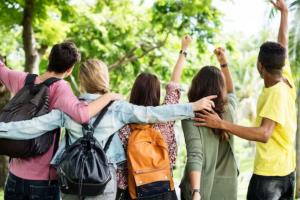 Universidades públicas con cupos para el 2026 jóvenes estudiarían gratis