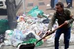 Galán no aguantó más el basurero tomó drástica medida con la UAESP