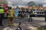 Tractocamión volcado en Bogotá