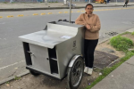 Con nuevos triciclos, vendedores de Santa Fe y La Candelaria estrenan chance de vender con estilo