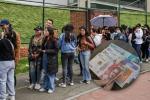 Jóvenes candidatos a becas para formación técnica