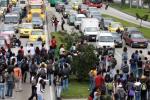 Obras del Acueducto complican la NQS Sur buses de TM ruedan despacio