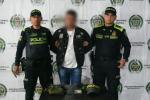 Falso policía capturado en Portal Norte de Transmilenio