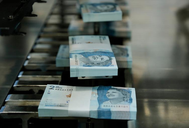 Paquetes de billetes