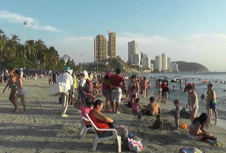 Masiva llegada de visitantes a Santa Marta en temporada alta