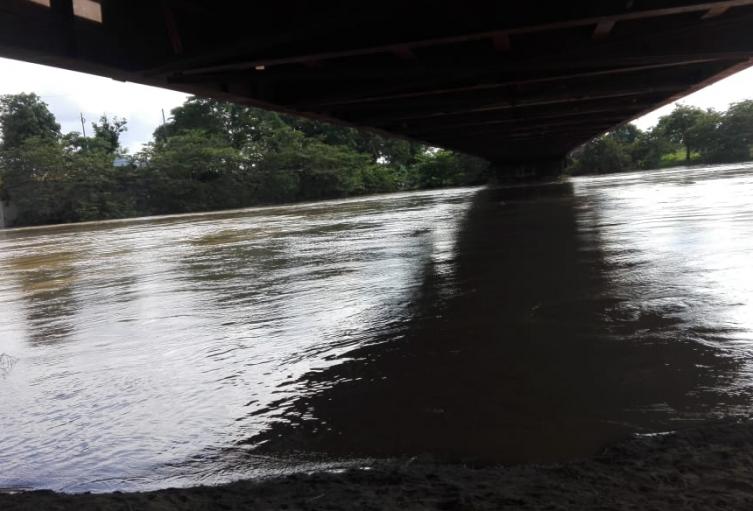 Río San Jorge en cercanías a La Apartada.
