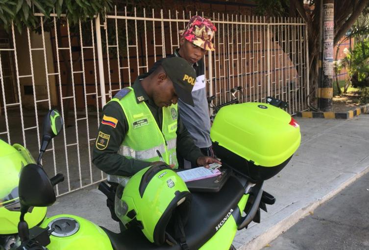 La Policía no perdona al que encuentren violando la reclas
