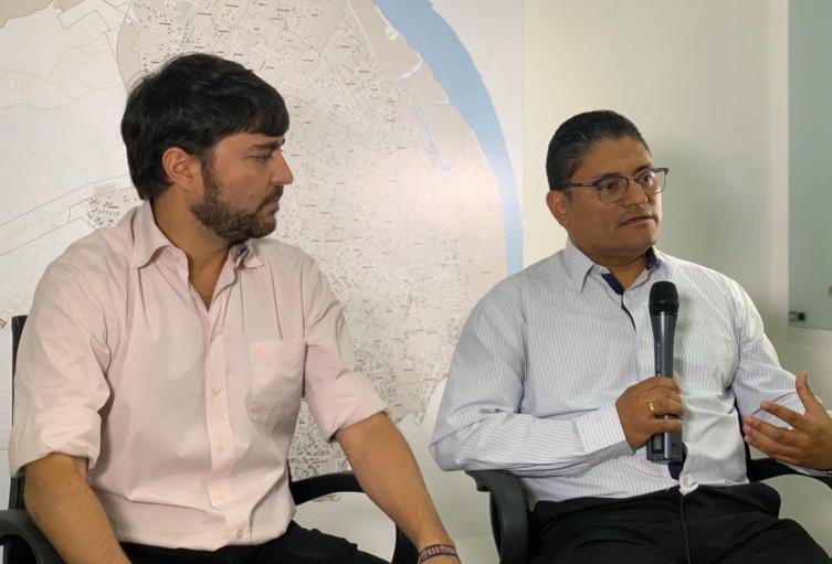 Secretario de Salud Humberto Mendoza