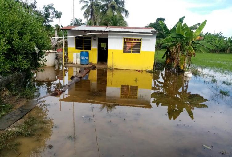  Las inundaciones son ocasionadas  por el río Sinú.