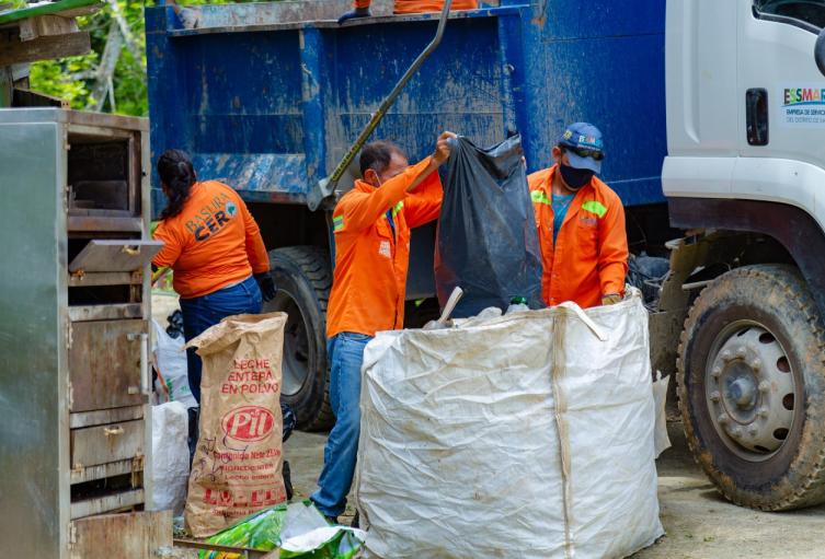 Durante la jornada se pudo constatar que a través de la implementación de la ruta se erradicó la problemática que ocasionaba el inadecuado manejo que se les daban a los residuos sólidos y se retornó, después de muchos años, este servicio público de aseo a la vereda.
