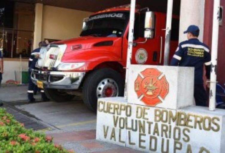 Los trabajadores de la línea de fuego aseguraron que les adeudan ocho meses de salarios 