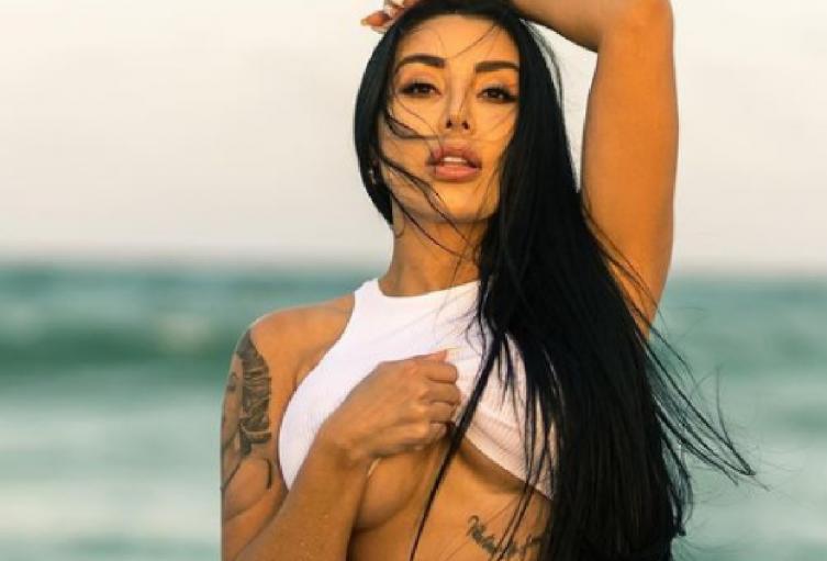 Marcela Reyes 