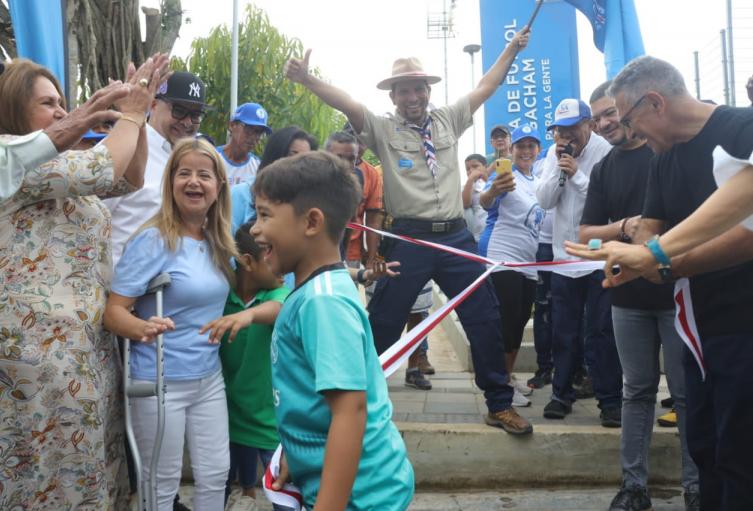 Esta intervención logró la recuperación de 11.318 metros cuadrados de espacio público