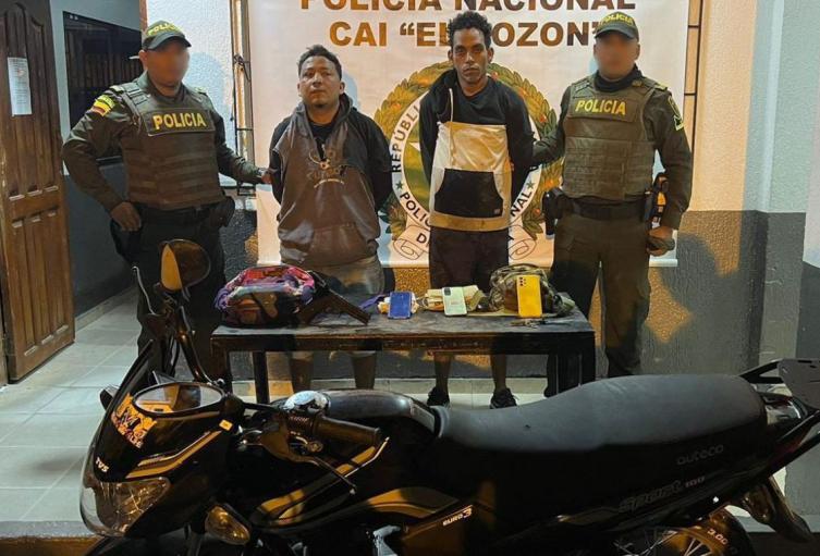Les fue incautada un arma de fuego, tipo pistola y una motocicleta marca TVS de placas GTF – 77G