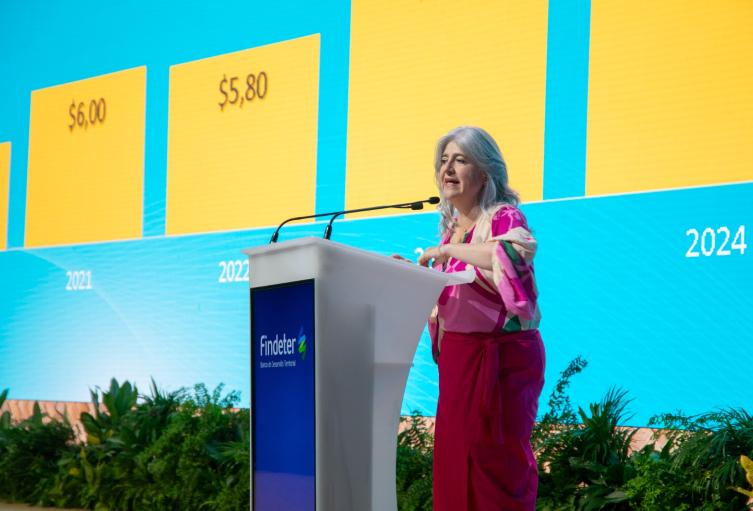 Ministra de Vivienda, Catalina Velasco