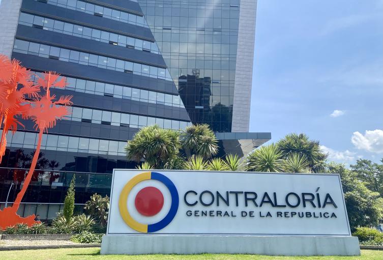 Fachada Contraloría