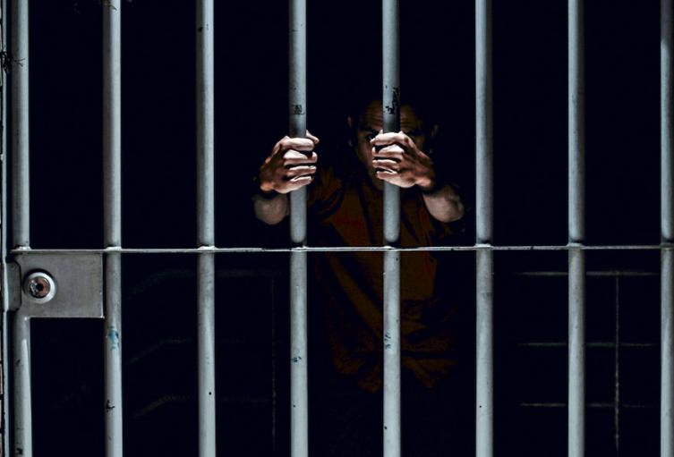 A la cárcel mandaron a dos hombres presuntamente implicados en abusos sexuales  contra sus hijastra 14/08/2024