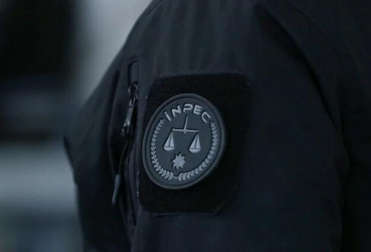 El auxiliar fue capturado en Riohacha cuando intentaba ingresar cocaína a la cárcel.