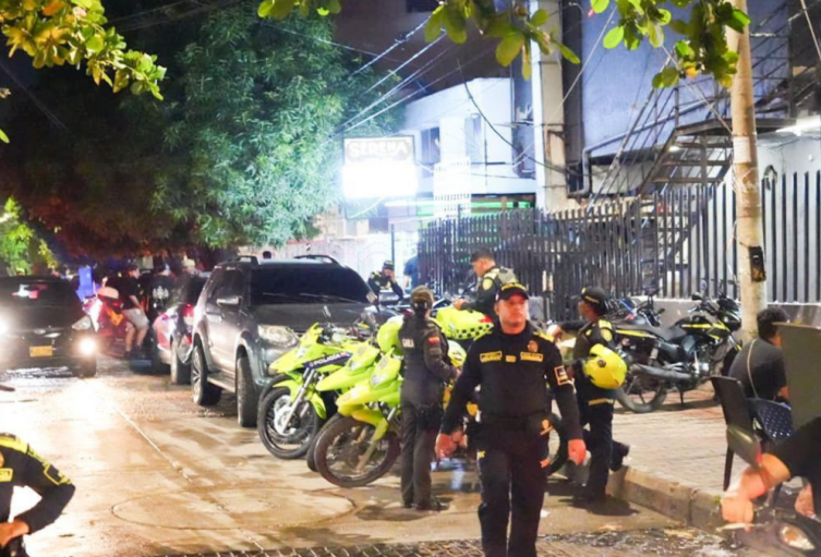 Operativos de control en la Transversal 54 de Cartagena