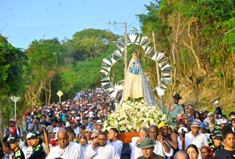 Más de 48 personas subieron a la popa en las Fiestas de la Candelaria