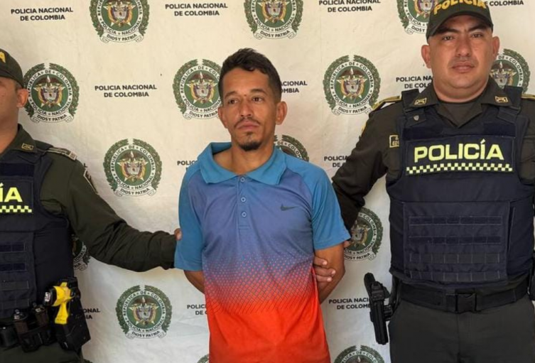 Capturan en flagrancia a alias "El Carly" con un arma de fuego artesanal en Arjona, Bolívar