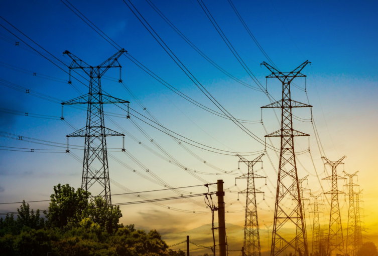 Posible impuesto de energía genera polémica en Santander