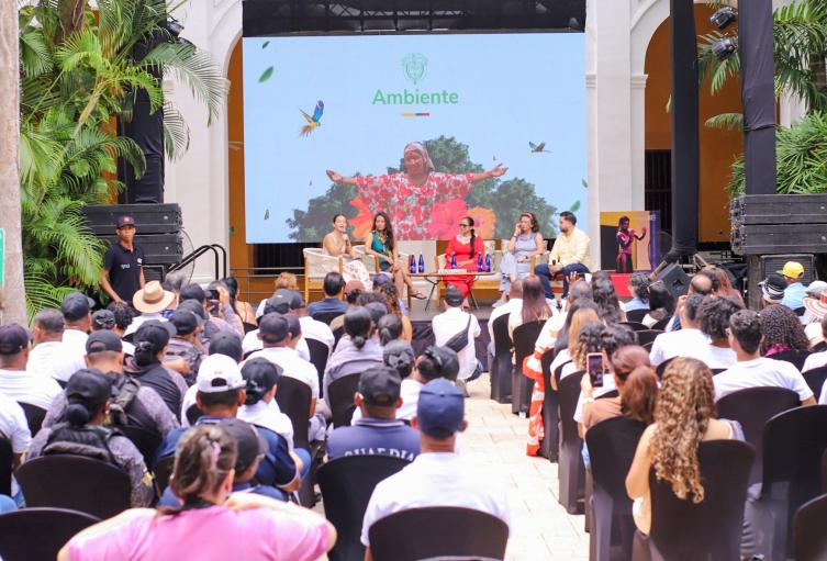 MinAmbiente establece compromisos con comunidades del Canal del Dique