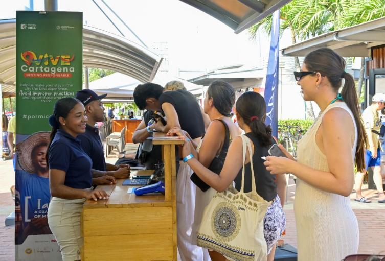 Muelle de La Bodeguita proyecta más de 5.000 turistas este puente festivo en Cartagena