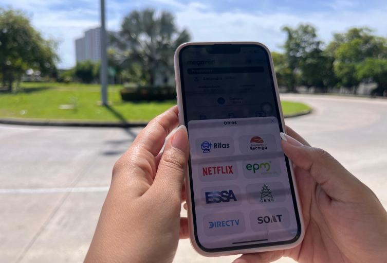 Transcaribe lanza recarga en línea de tarjetas a través de la app Megared